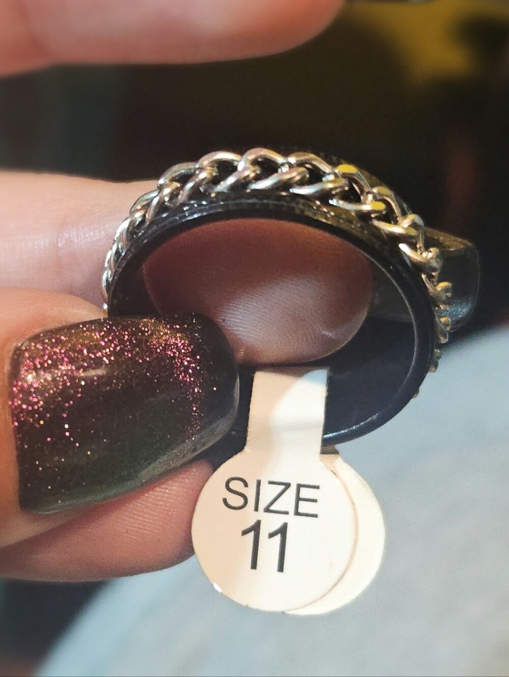 Unisex Black Stainless Steel Spinner Ring with Curb Chain Inlay
